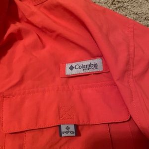 Men’s Columbia fishing shirt
